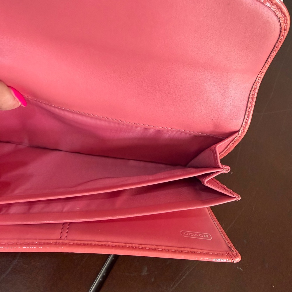 Coach Pink signature canvas wallet with turn lock - Picture 9 of 15